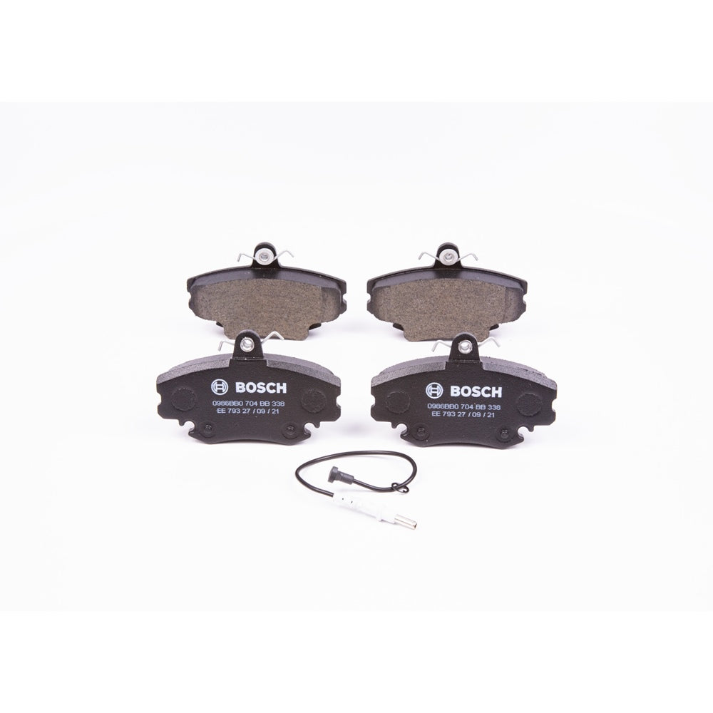 Pastilha - Bb338 Bosch 0986BB0704 Renault Clio/Sandero/Logan/Symbol/R19/Megane/Twingo