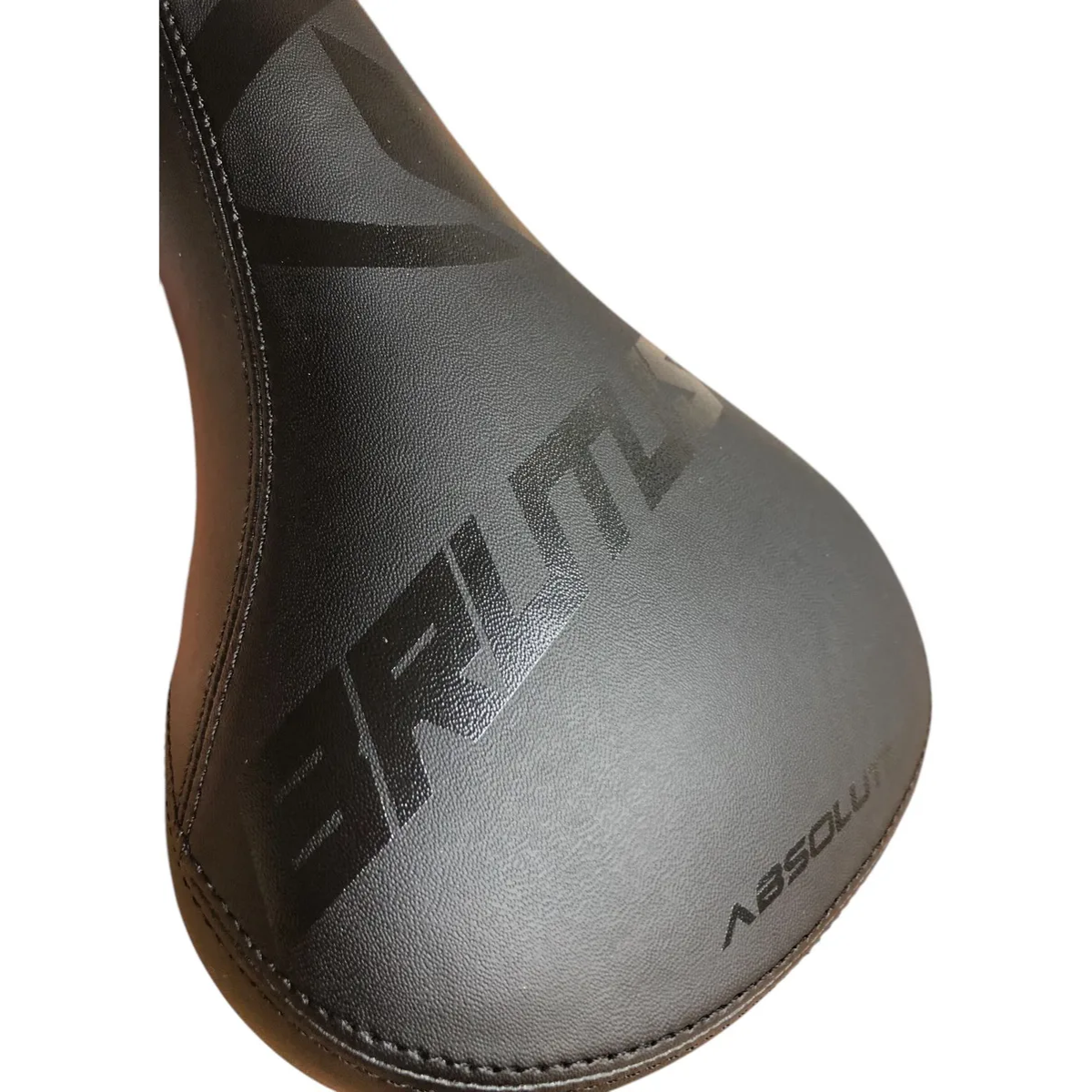 Selim Absolute Brutus Pt 218x147mm – Resistência e Estilo