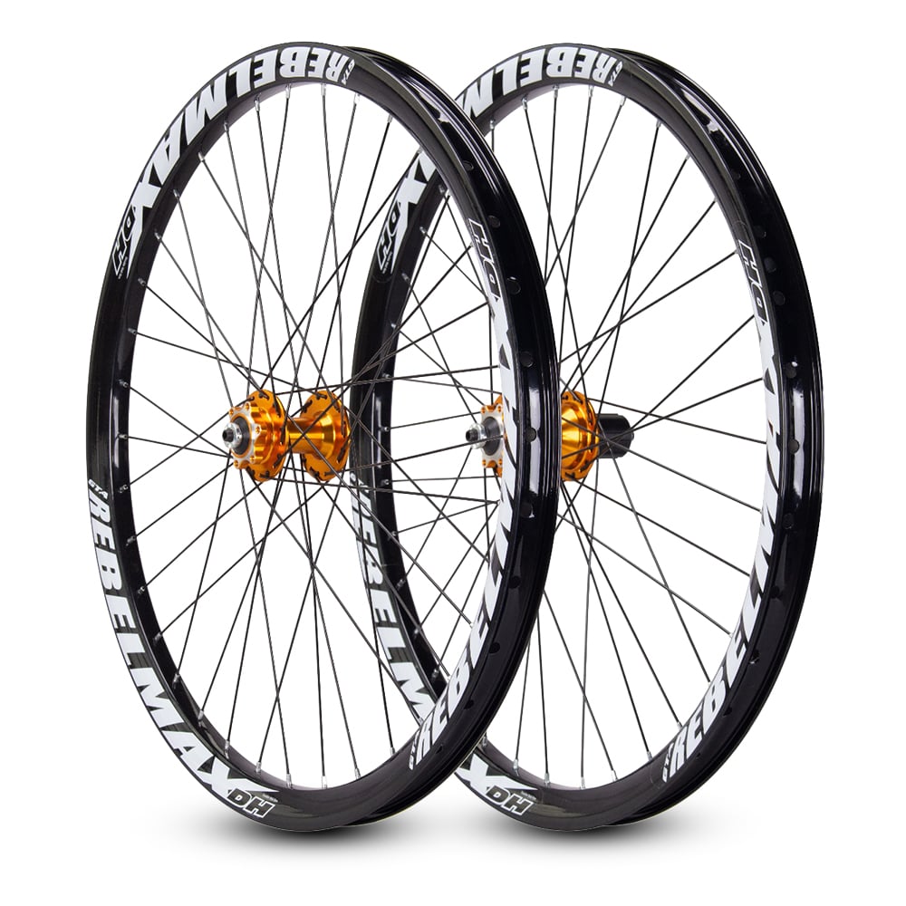 Roda montada (par) aro 26 gta rebelmax preto com cubo barulhento dourado freeride freio a disco