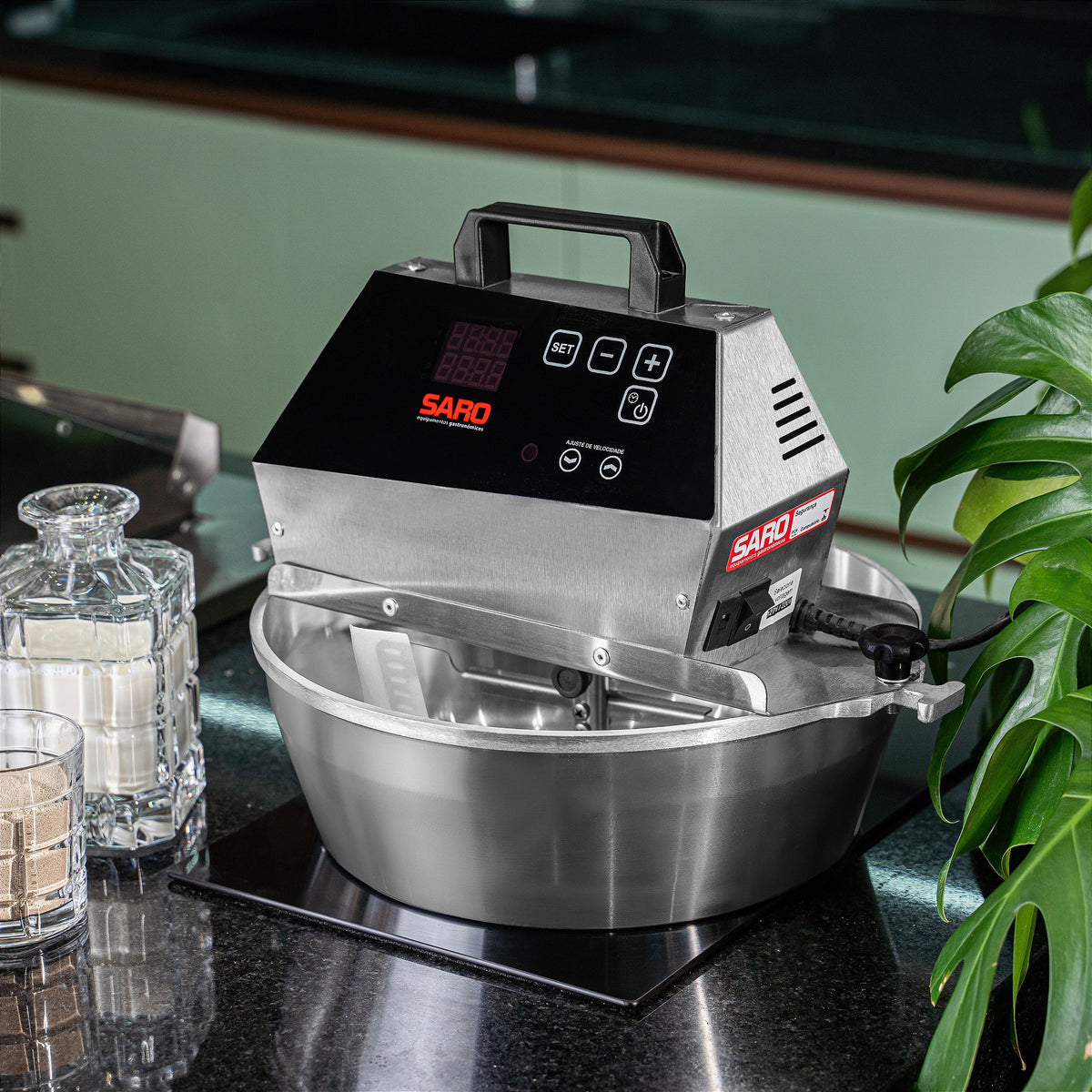 Panela Misturadeira Elétrica Digital Saro PA10D 10 Litros Bivolt
