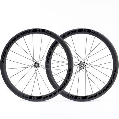 Roda, 700, Aro Carbono, Reynolds Blacklabel Ar46, Perfil 46mm, Larg Int 21mm, Ext 31mm, Disco, Raio Sapim Cx-ray, Núcleo HG, Engate 6 – Par – foto 1