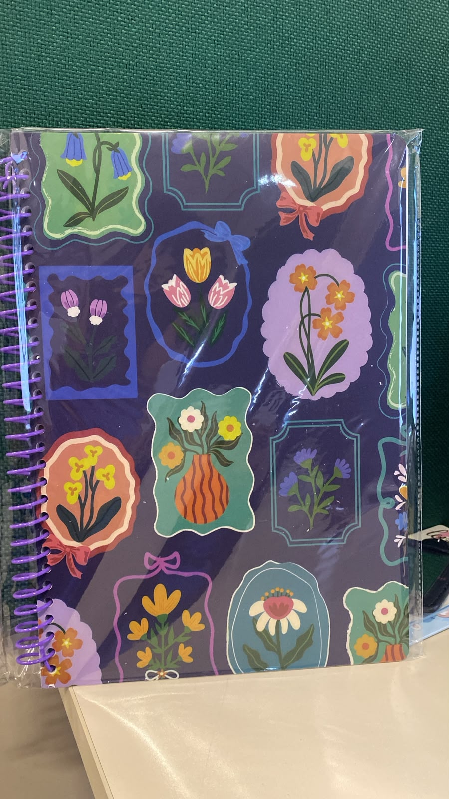 Caderno Pautado A4 Espiral Capa Flor Uniso CPD-A4-137