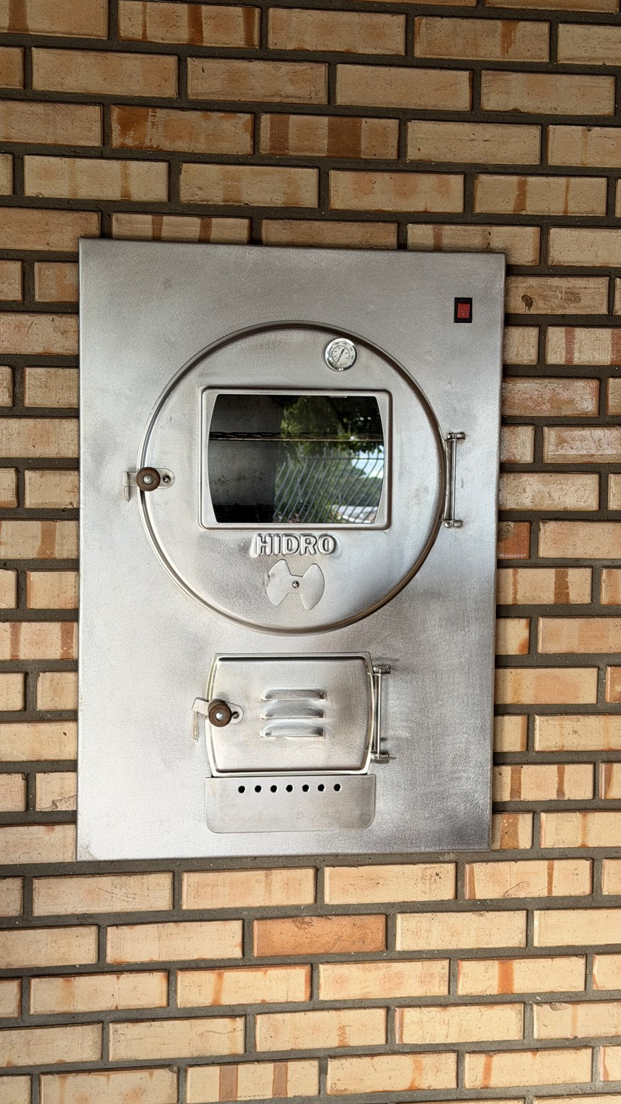 Forno a Lenha de Embutir Hidro Médio 138 Litros Frente Inox 304