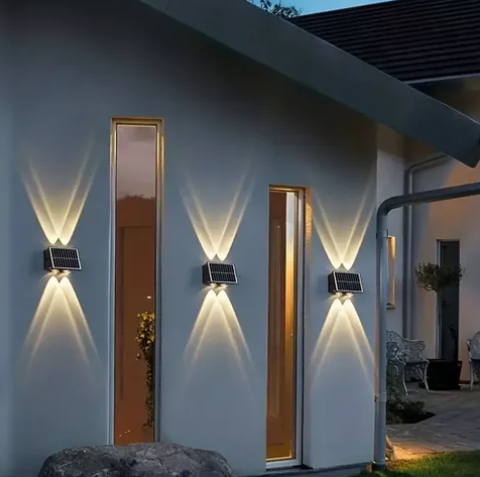 Luminária Externa de Parede com Painel Solar Luatek LKY-0027