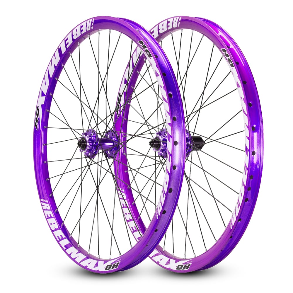 Roda montada (par) aro 26 gta rebelmax roxo com cubo barulhento roxo freeride freio a disco