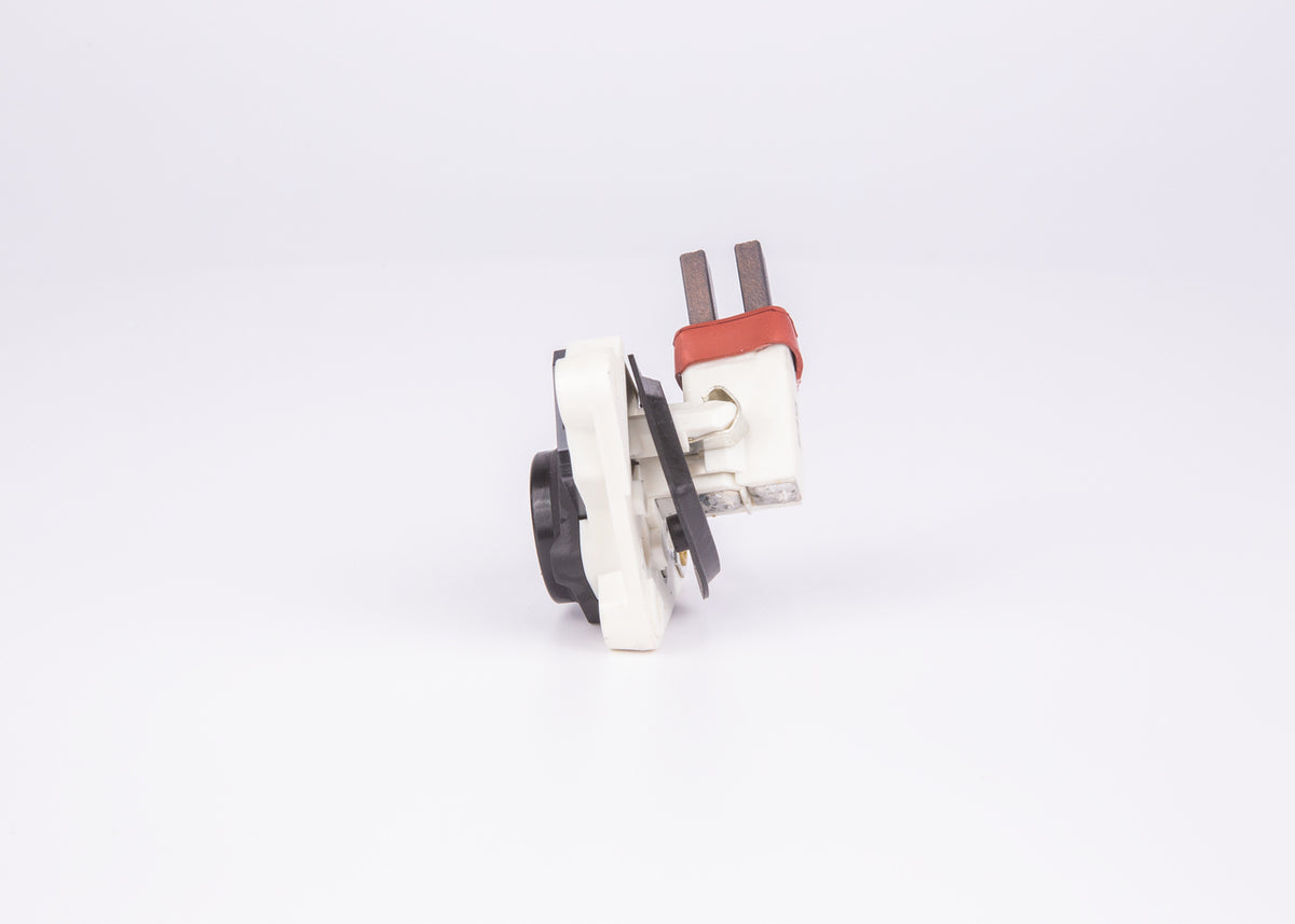 Regulador Voltagem Eletrônico Bosch 1987AN0215 Scania R 450/P 400/G 480/R 580/P 310/R 440/P 440/P 320