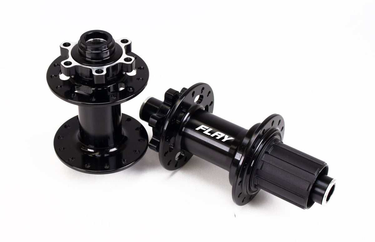 Par Cubos Boost 28 Furos Flay Rolamentado Barulhento Preto