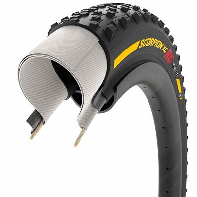 Pneu, Kevlar, 29x2.40, Pirelli Scorpion Race Xc Rc Team Edition (logo Amarelo), Carcaça Lite, 120tpi, Composto Smartgip, 820g – foto 1