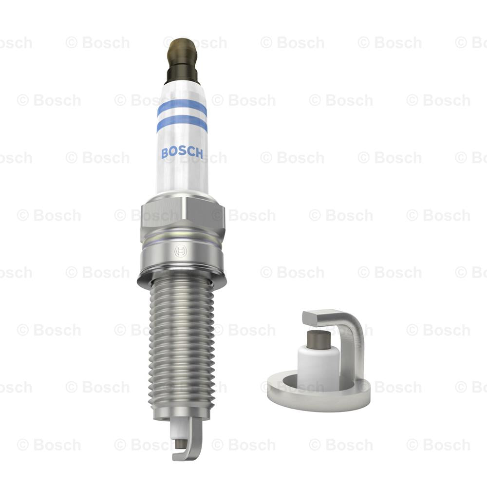 Vela Ignição Bosch 0242135528 Hyundai HB20/HB20 X/HB20 S/IX35/Elantra/I30, Kia Soul/Sportage/Cerato