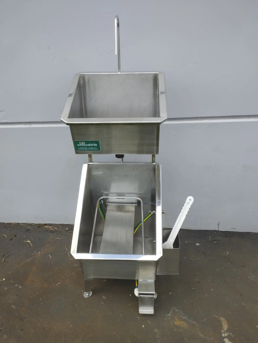 Lavador de Botas e Mãos Acoplado Manual Industrial Inox