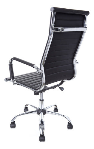 Cadeira Presidente Charles Eames Em Couro Preto Ergonomica