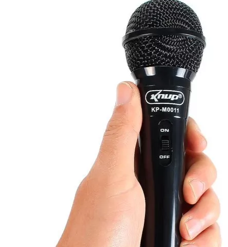 Microfone Dinâmico com Fio e Adaptador P2 Knup KP-M0011