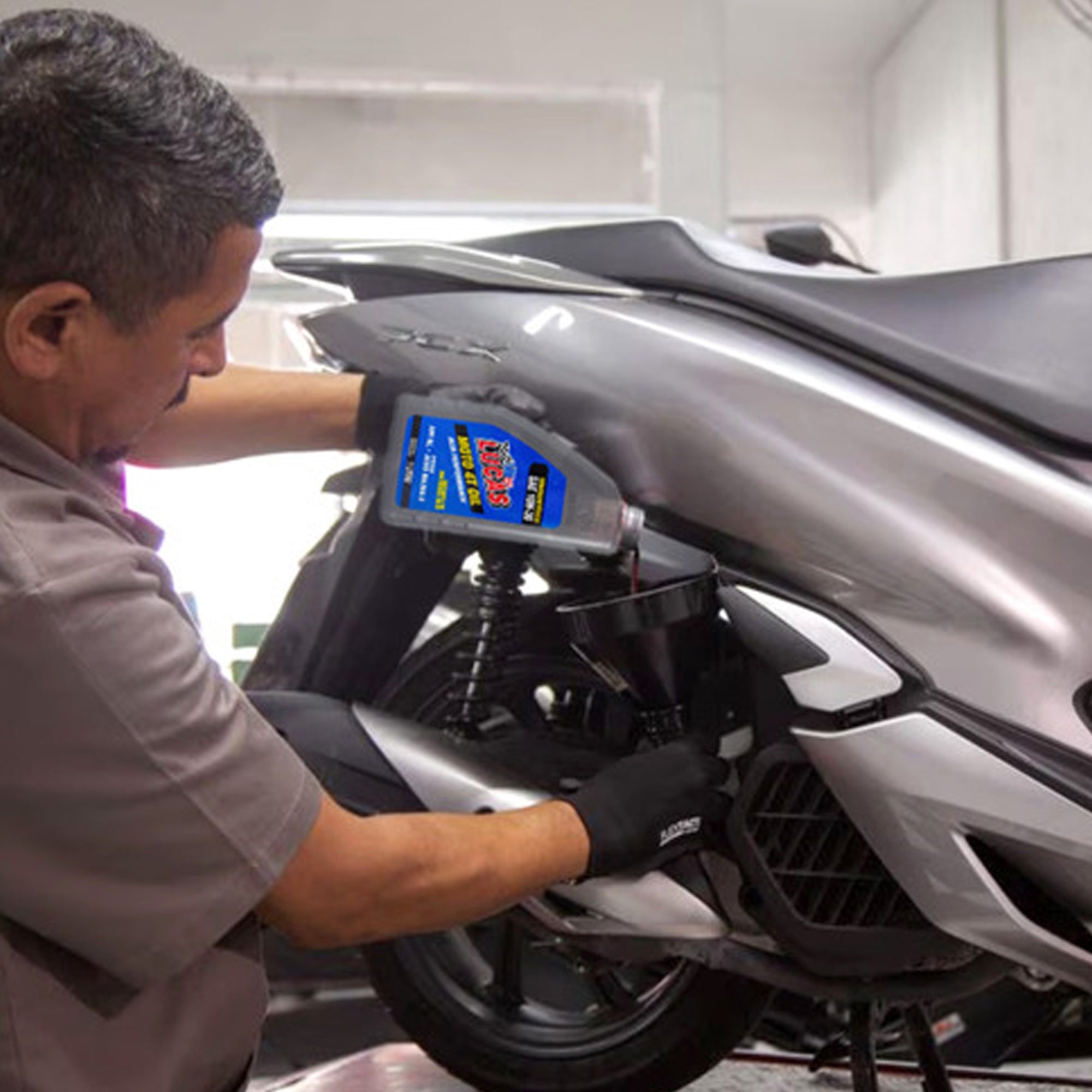 Kit 12 Óleo Lucas Oil 10w30 Moto/quadriciclo Semissintético