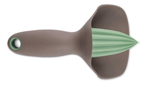 Espremedor De Frutas Manual Silicone Plasvale Marrom/verde